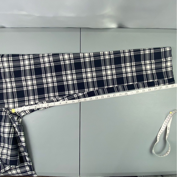 NWT Eliane Rose Plaid Navy White Classic Fit Pant Sz 10 - Picture 12 of 16